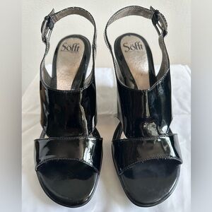 Sofft Black patent wedges